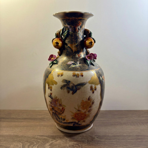 Satsuma moriage vase - satsuma, japanese