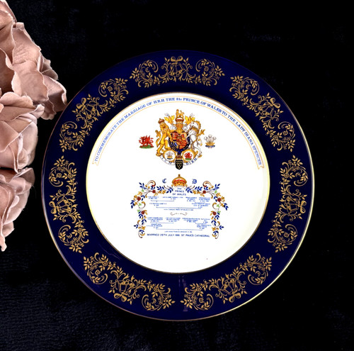 Rare aynsley royal - rare,