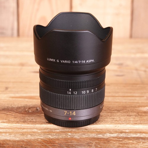 Used panasonic 14mm lens - f4,