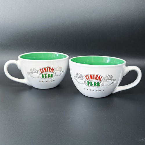 Pair friends central - central, perk
