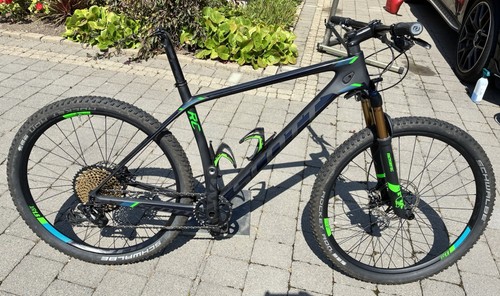 Scott scale 700 ultimate - 700,