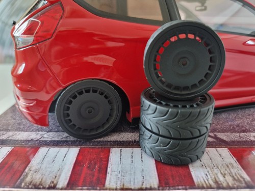 Scale racing wheels - oz,