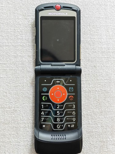 Motorola razr v3i - motorola,