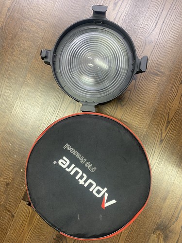 Aputure f10 fresnel with - f10,