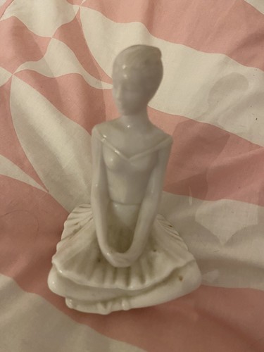 Avon vintage rare figurine - avon,