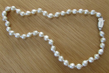 ROSITA vintage Simulated pearl collar necklace with box 