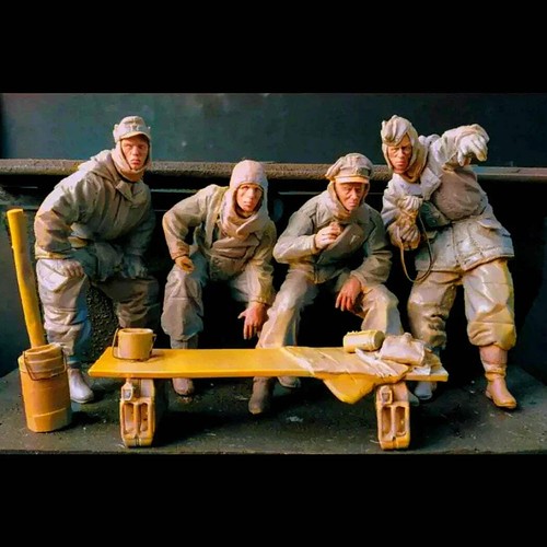 4pcs resin model - 1/16,