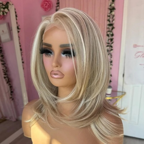 Natural ash blonde - blonde, highlights