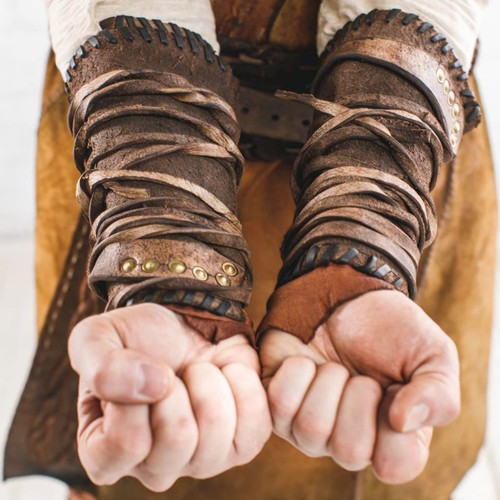 Pair medieval arm - 1,