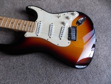 AMERICAN FENDER STRAT 2007