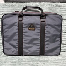 Samsonite suitcase hand