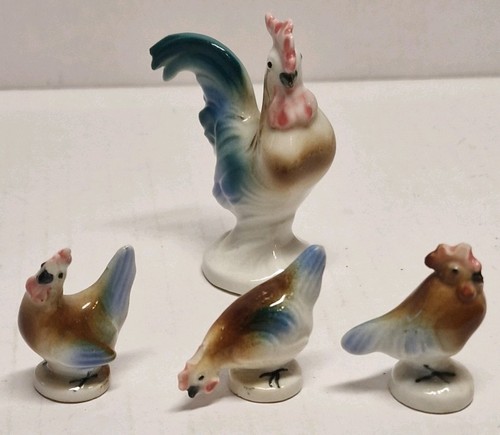 Foreign rooster 3x smaller - foreign,