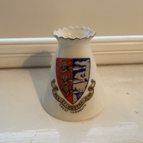 Goss crested ware - crested,