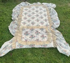 Vintage Dorma Chestnut Hill Single Bedspread Pillow Sham Floral Quilted Lace