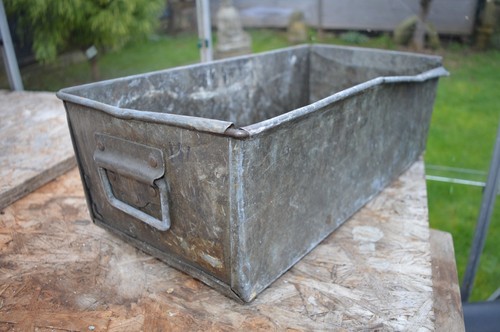 Vintage galvanised steel - vintage,