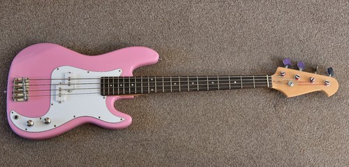 Precision style bass - guitar,