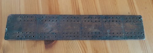 Vintage dark wooden cribbage - wooden,
