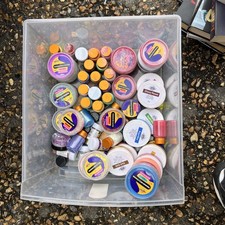 30+ pots of FizzyWhiz Mica Powder 20g Assorted Colours and Glitter Set. 