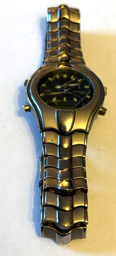 Chunky unbranded dual display