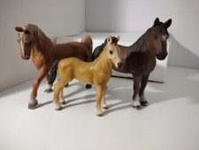 Schleich Tennessee Walker, 1 Adult Male, 1 Adult Female, 1 Female Foal