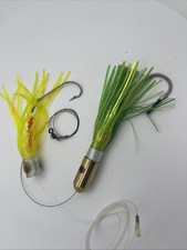 (2) Saltwater Offshore Skirted