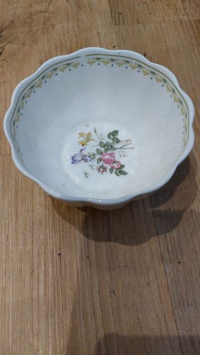 Floral vintage royal doulton - vintage,