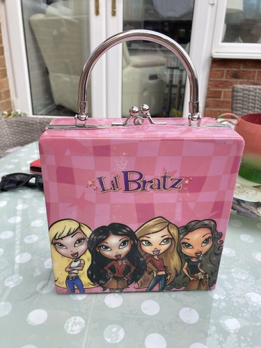 Bratz carry case - bratz,