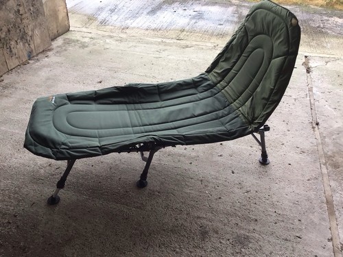Total fishing gear bed seat - total,