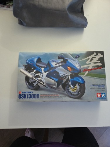 Tamiya suzuki gsx1300r 12 - tamiya,