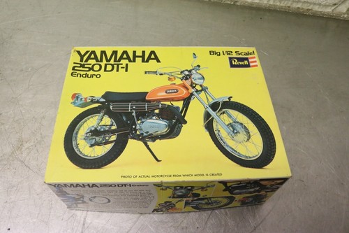Yamaha dt1 250 - 250, revell