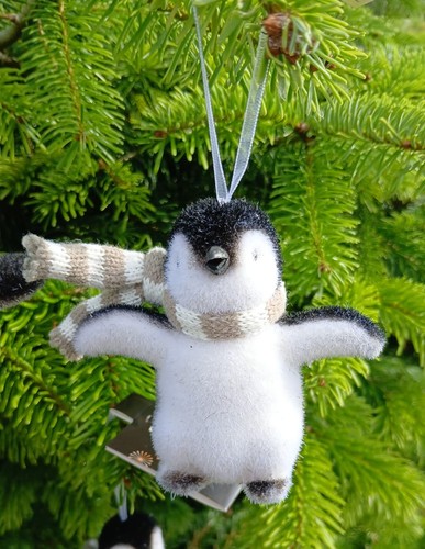 Penguins christmas tree - penguins,