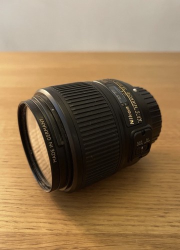 Nikon f 1 - af-s, mm