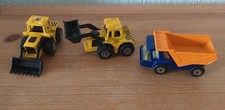 MATCHBOX / 2 DIGGERS WITH TIPPER LORRY