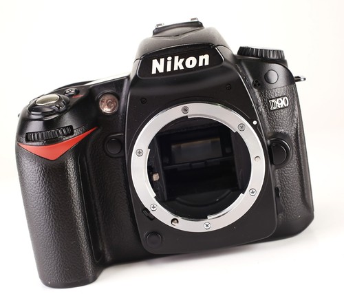 Nikon d90 dslr - nikon,