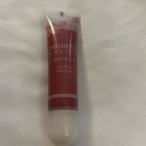 Models prefer lip color gloss - models,
