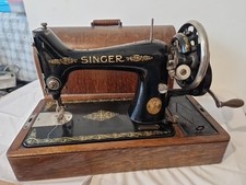 Singer Hand Crank Sewing Machine 1920's With Wooden Case Working Y1618075