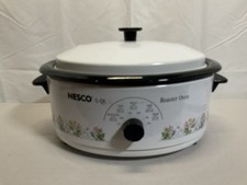 VTG Nesco 6 Quart Roaster Oven White Floral Enamel With Lid, Rack And Insert