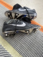 Size UK 11 1997 Vintage Nike