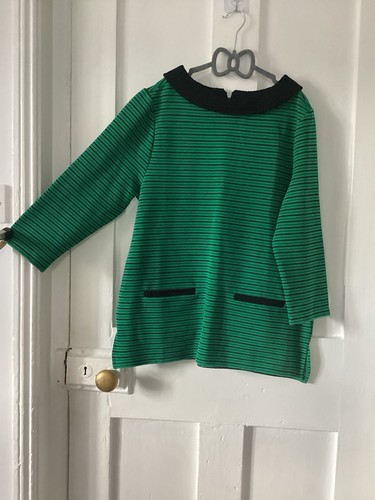 Ladies green black top size - ladies,