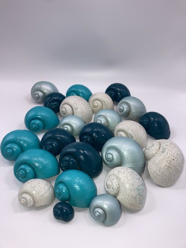 Lot painted apple - of,
