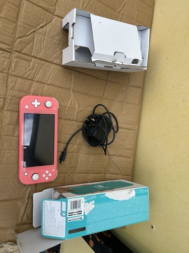 Nintendo switch lite - nintendo,