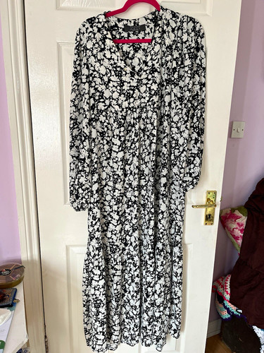 Primark black white floral - primark,