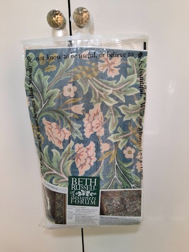 Beth russell acanthus cushion - beth,