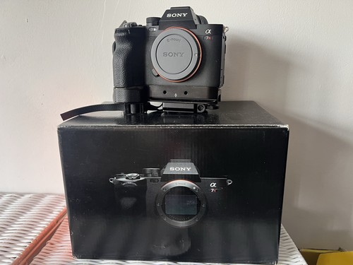 Sony ilce 7rm5 a7r - v, a7r5