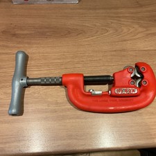 Ridgid 42-A Heavy-Duty 4-Wheel