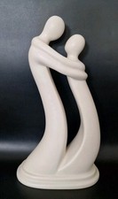 CIRCLE OF LOVE CREAM/OFF WHITE CERAMIC FIGURINE 28CM TALL