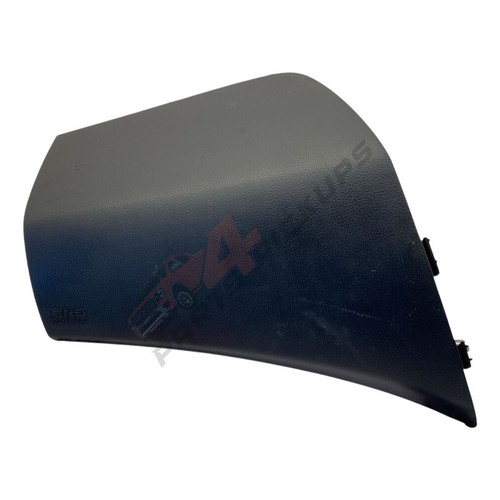 Mitsubishi l200 passenger side - mitsubishi,