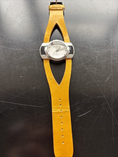 Eve mom crois quartz watch - crois,