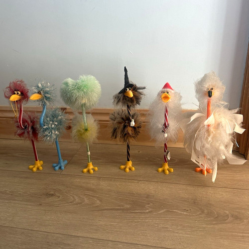 Small feather bird pens - small,