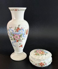 2 Vintage WEDGWOOD RIBBON CASCADE Orchid Vase & Lidded Trinket Dish / Bowl 1994